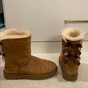 Tan Ugg boots